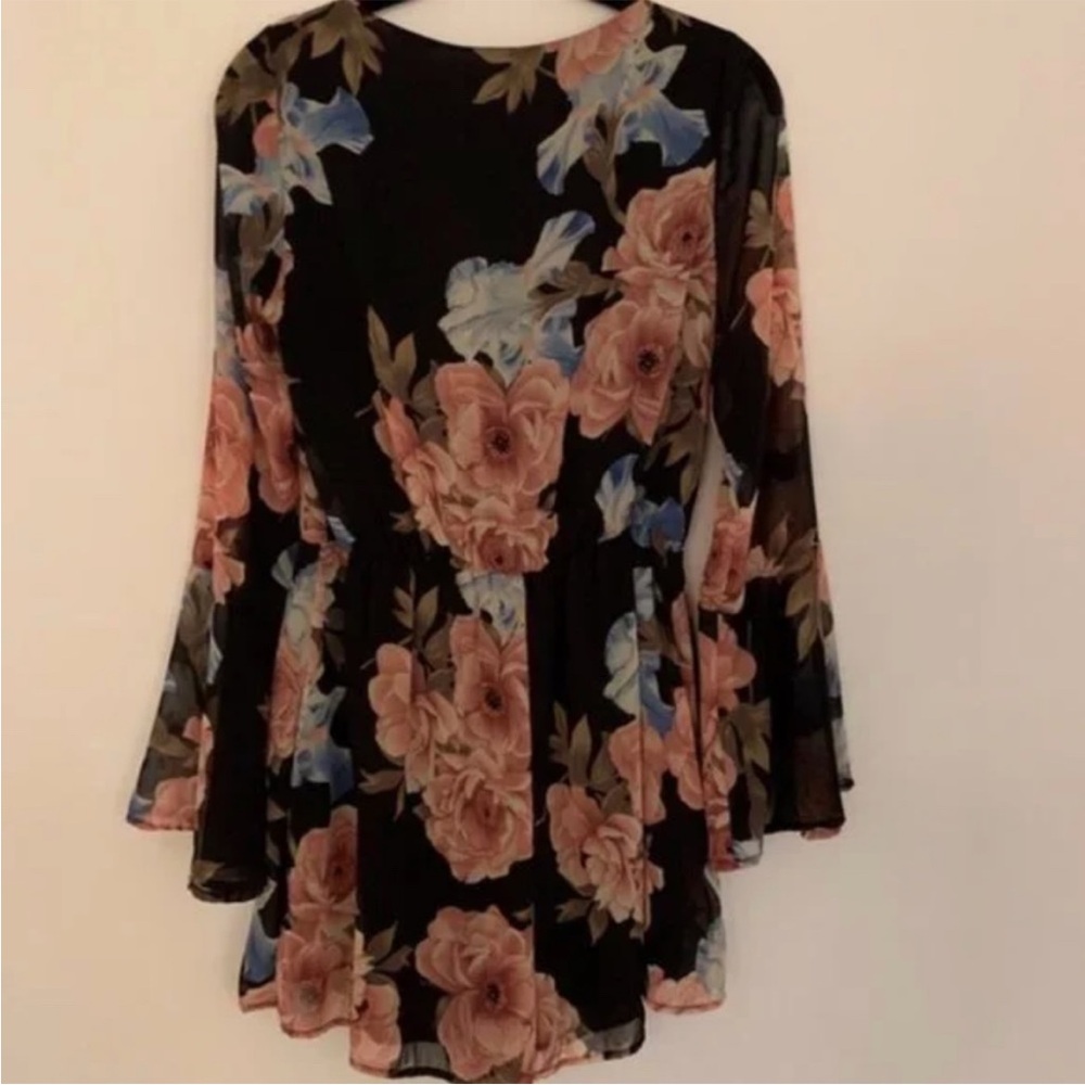 Black Floral Nasty Gal Bell Long Sleeve Front Tie Romper [Small] - Picture 2 of 4